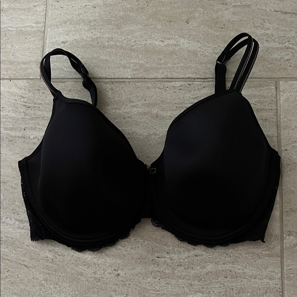 Chantelle Black Lace Accent Bra